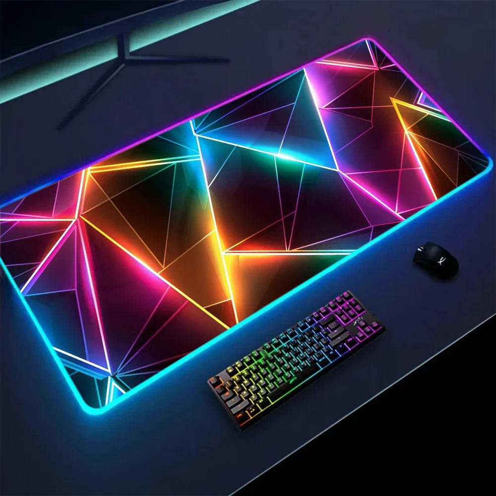 Alfombrilla XXL RGB Cyber Desk – 3D Geometry - imagen 1